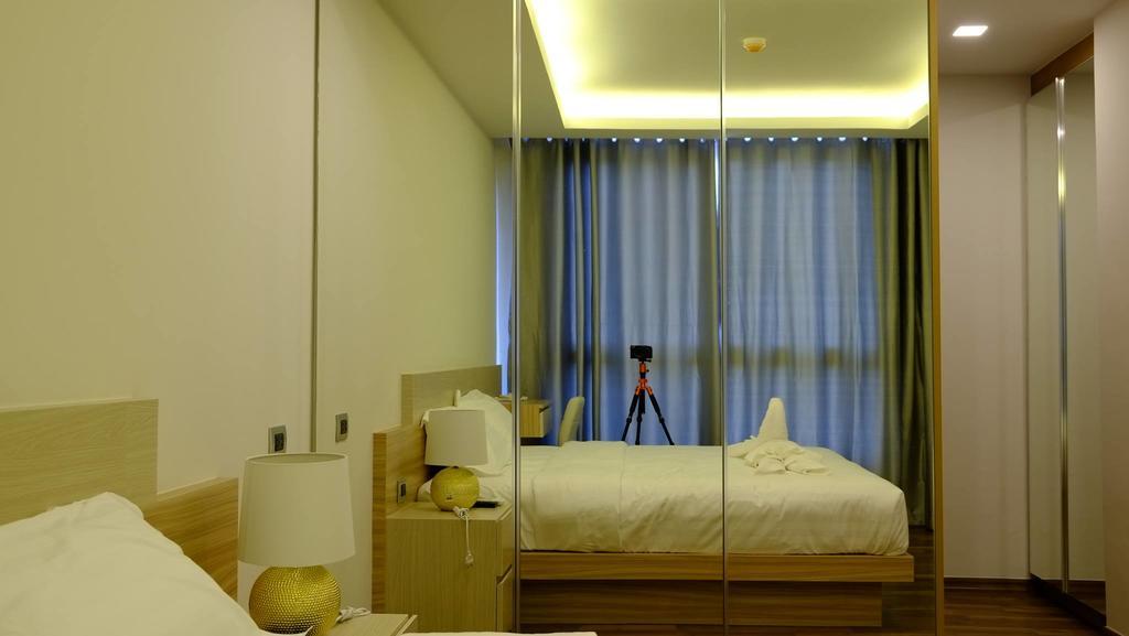 Peak Tower In Phatumnak Pattaya Eksteriør bilde